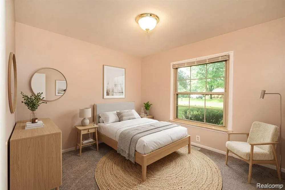 1239 Ashover Drive Bloomfield Charter Township, MI 48304