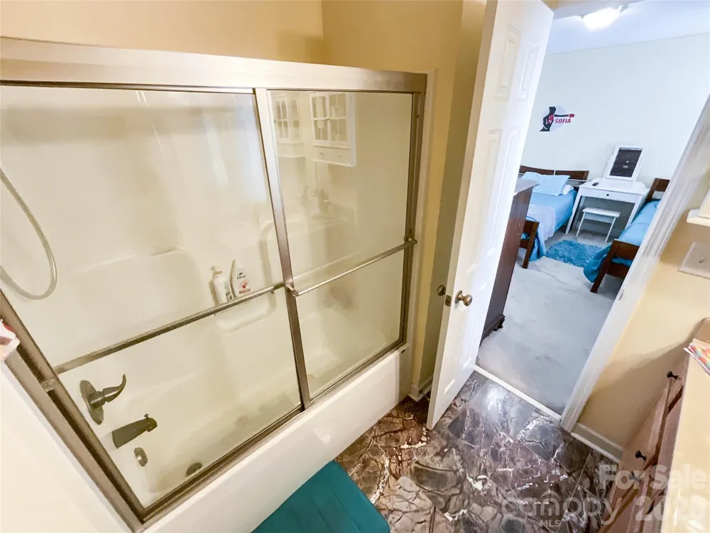 2702 Piersland Drive Matthews, NC 28104