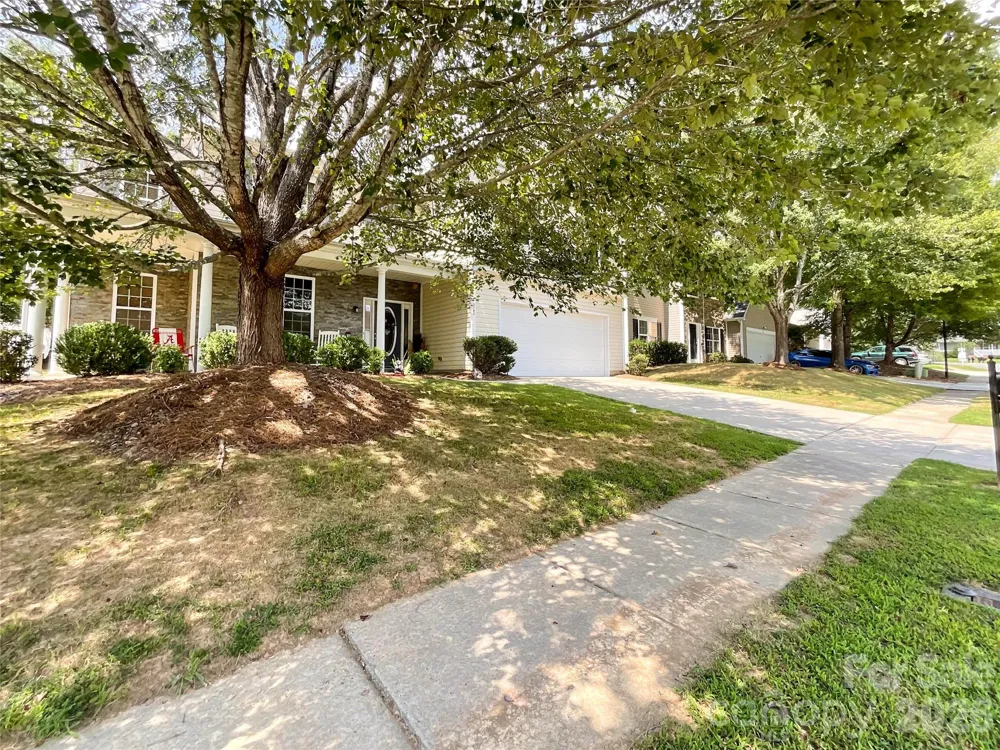 2702 Piersland Drive Matthews, NC 28104