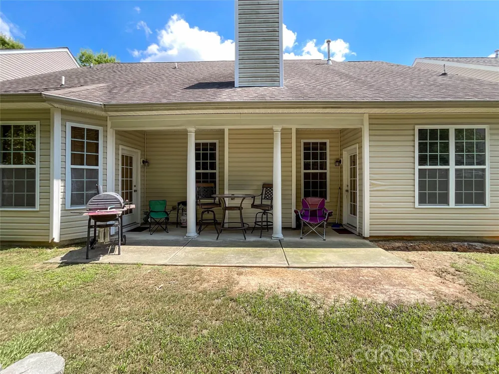 2702 Piersland Drive Matthews, NC 28104