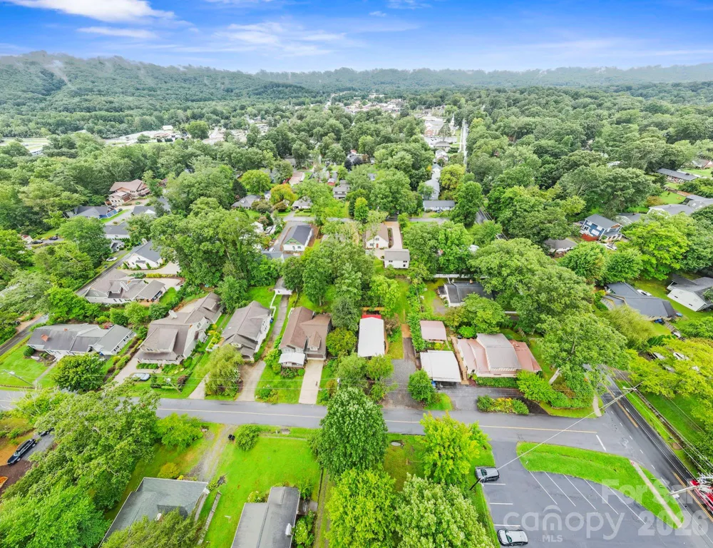 99999 Fourth Street Black Mountain, NC 28711