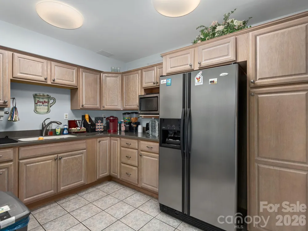337 Main Street Hendersonville, NC 28792