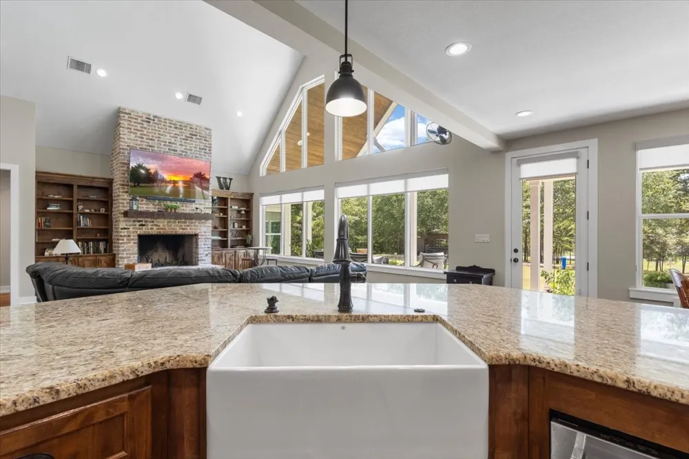 251 Pintail Place Gilmer, TX 75645