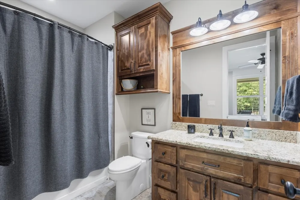 251 Pintail Place Gilmer, TX 75645