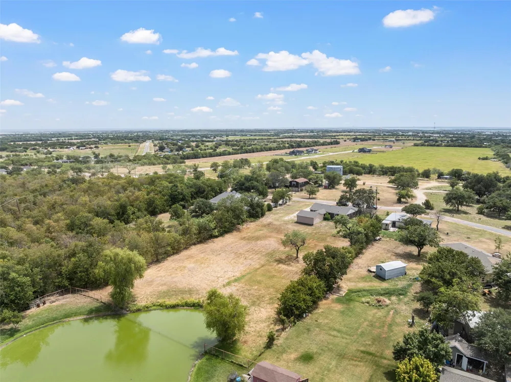 296 Ish Street China Spring, TX 76633