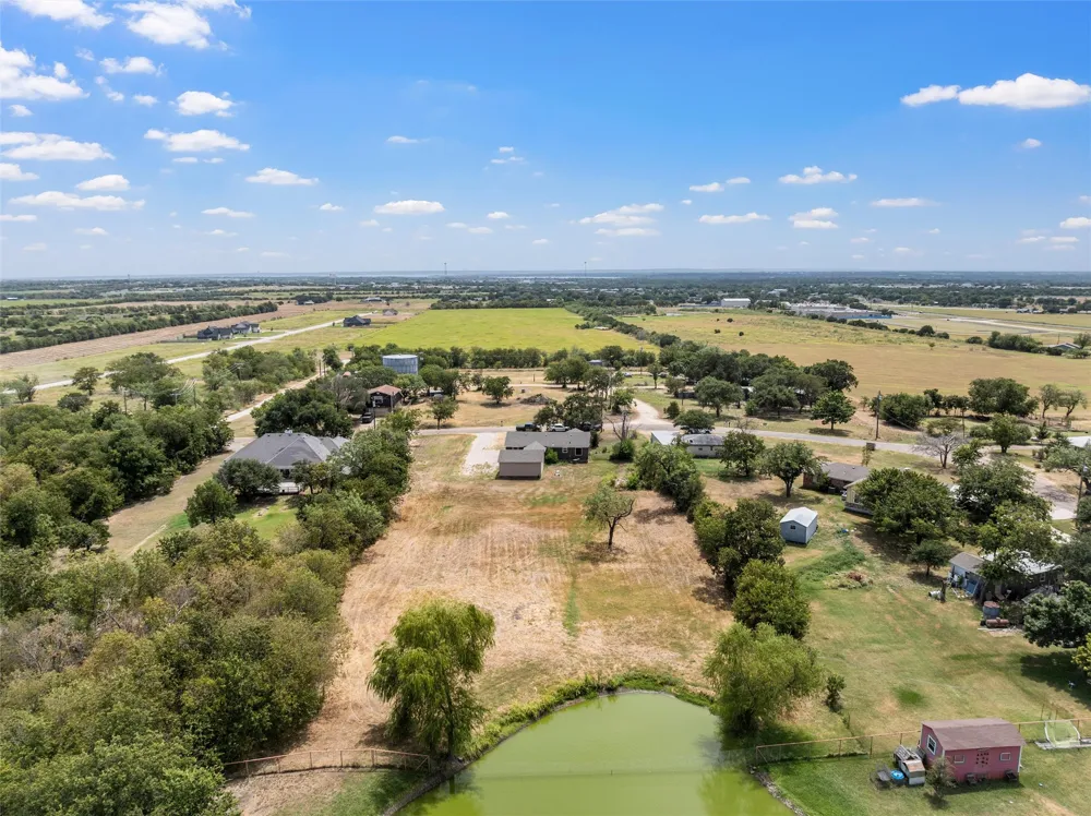 296 Ish Street China Spring, TX 76633