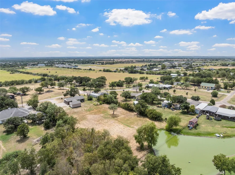 296 Ish Street China Spring, TX 76633