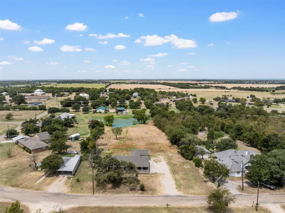 296 Ish Street China Spring, TX 76633