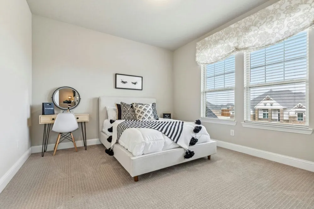 147 Hollingsworth Lane Glenn Heights, TX 75154