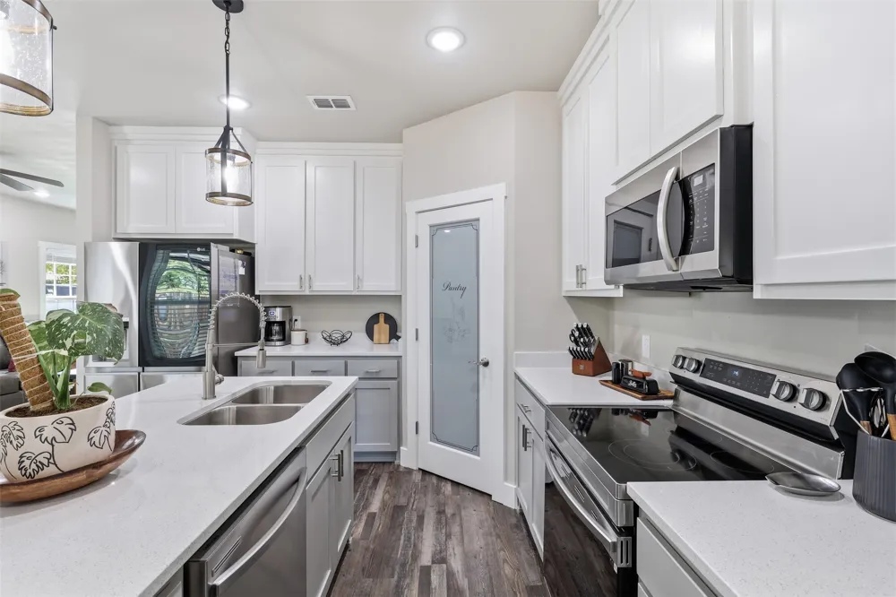 8448 Jay Street White Settlement, TX 76108