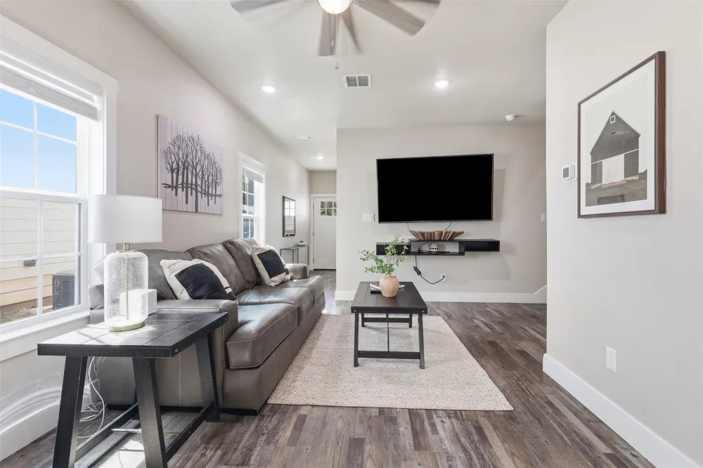 8448 Jay Street White Settlement, TX 76108