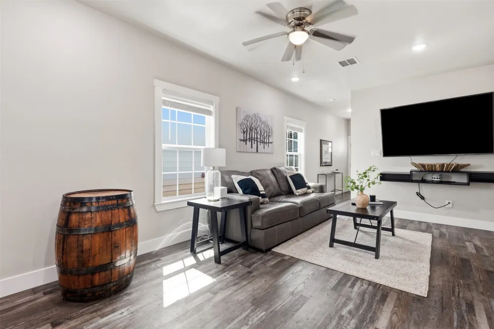 8448 Jay Street White Settlement, TX 76108