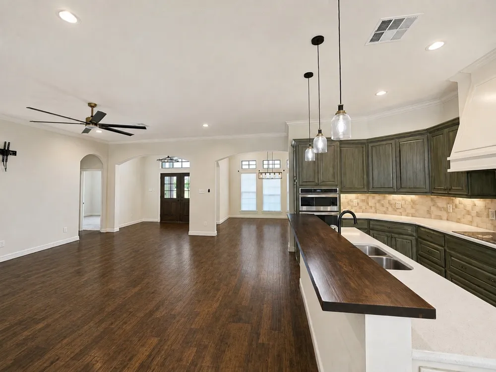 105 Crepe Myrtle Corsicana, TX 75109