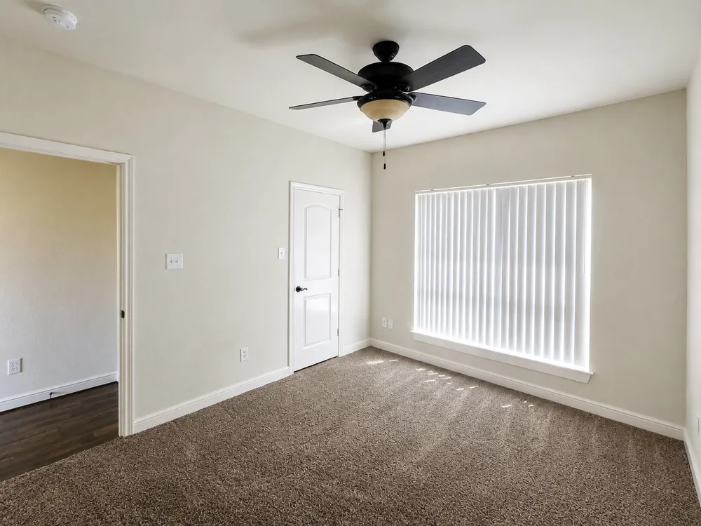 105 Crepe Myrtle Corsicana, TX 75109