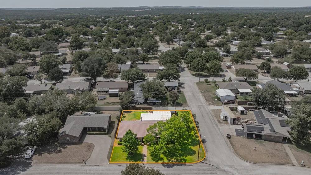 1420 Green Street Graham, TX 76450