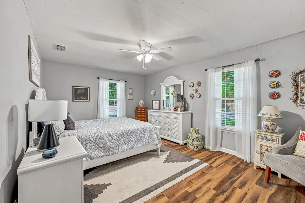 1420 Green Street Graham, TX 76450