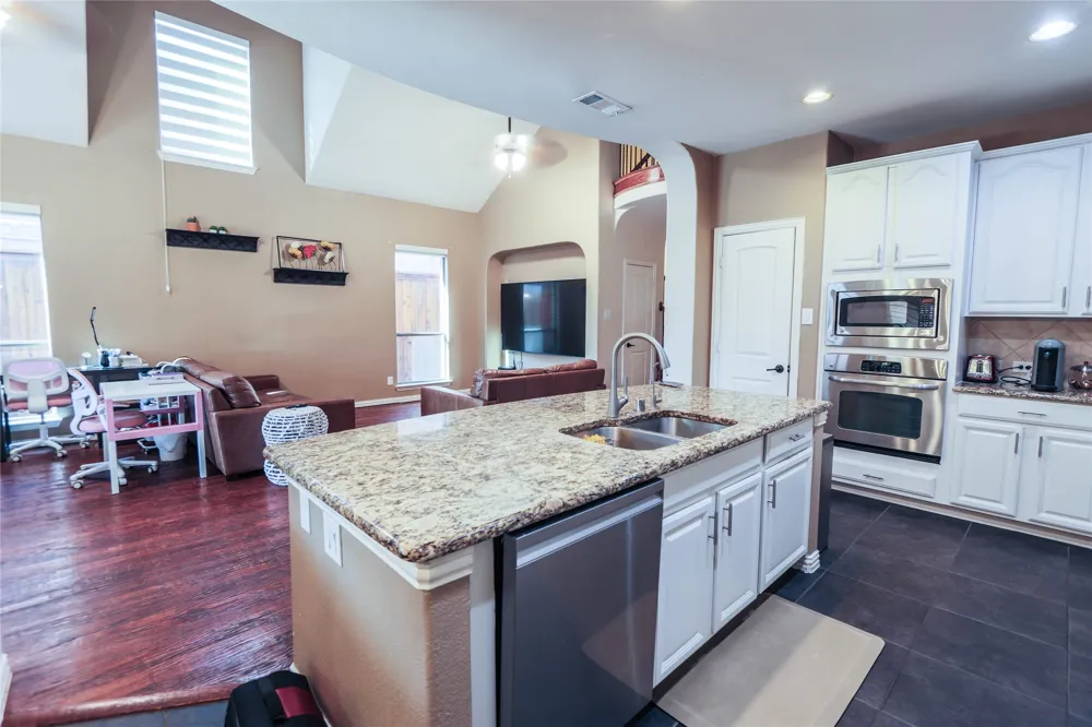 14013 Valley Mills Drive Frisco, TX 75033
