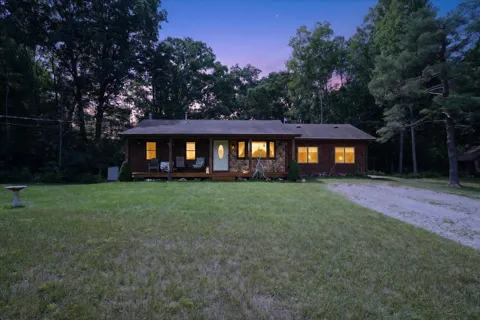 10077 Maple Hill Road