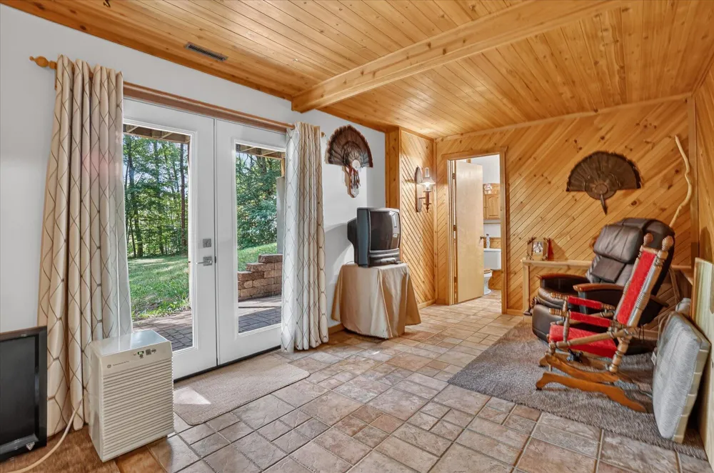 10077 Maple Hill Road Howard City, MI 49329