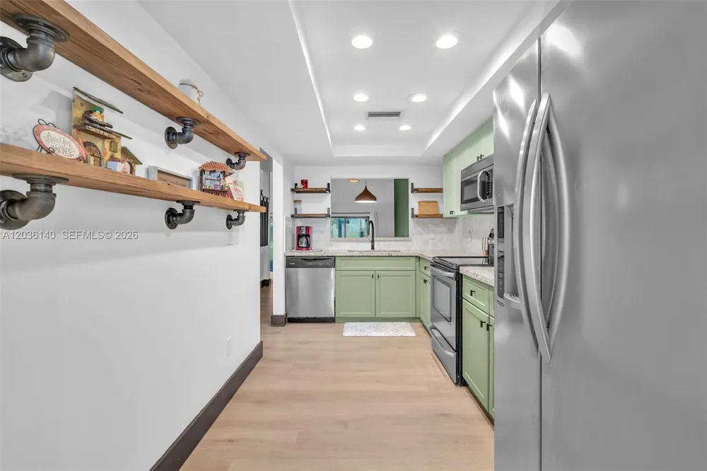 4171 SW 85th Ave Davie, FL 33328