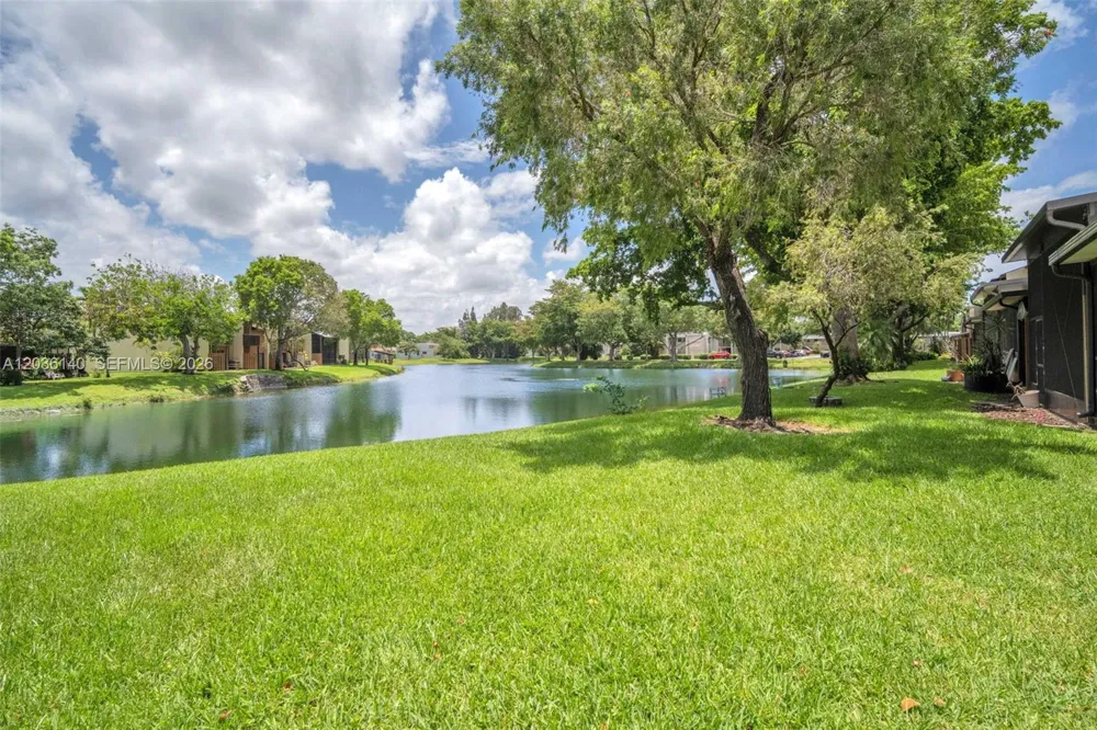 4171 SW 85th Ave Davie, FL 33328