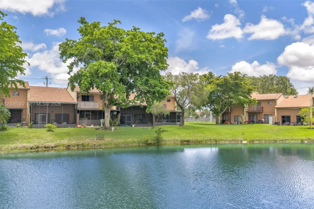 4171 SW 85th Ave Davie, FL 33328