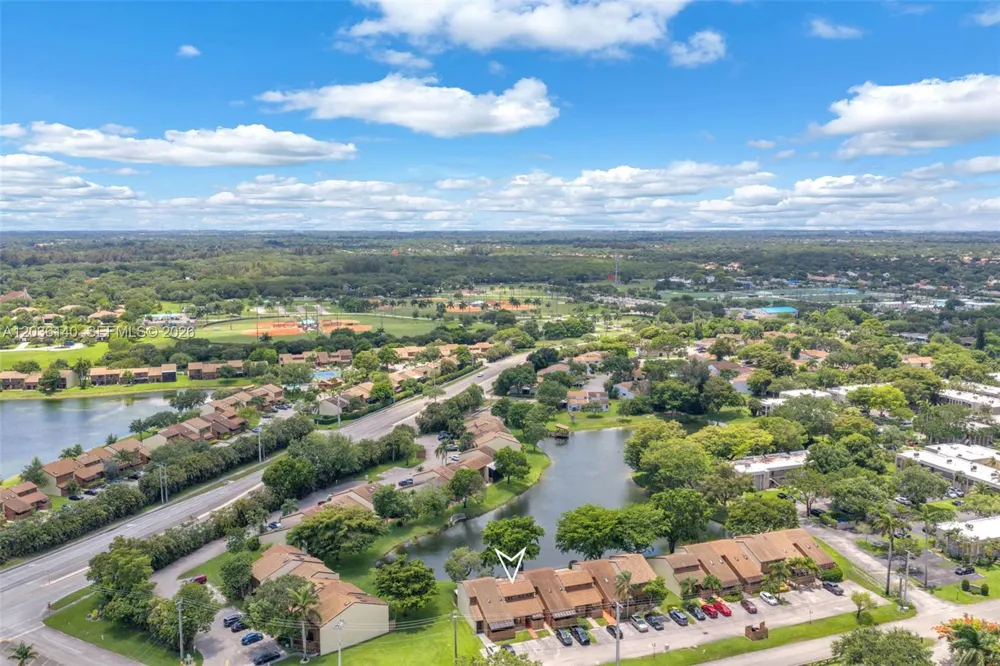 4171 SW 85th Ave Davie, FL 33328