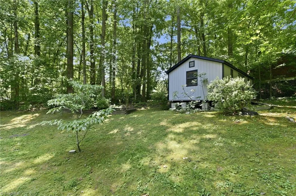 804 Salem Court Asheboro, NC 27205