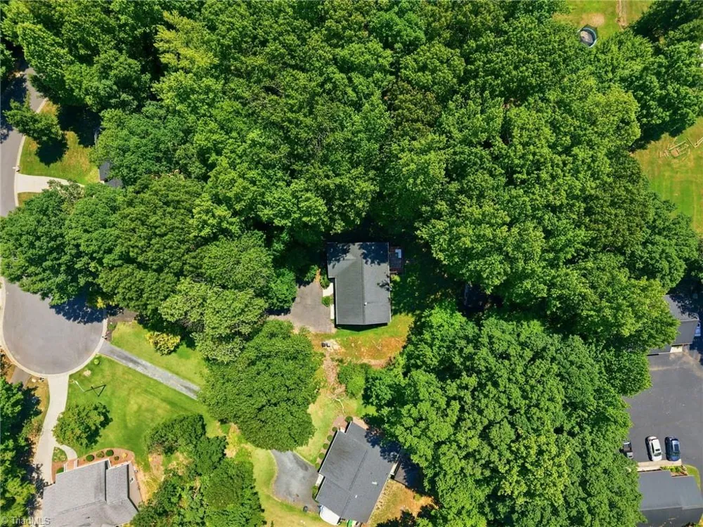804 Salem Court Asheboro, NC 27205