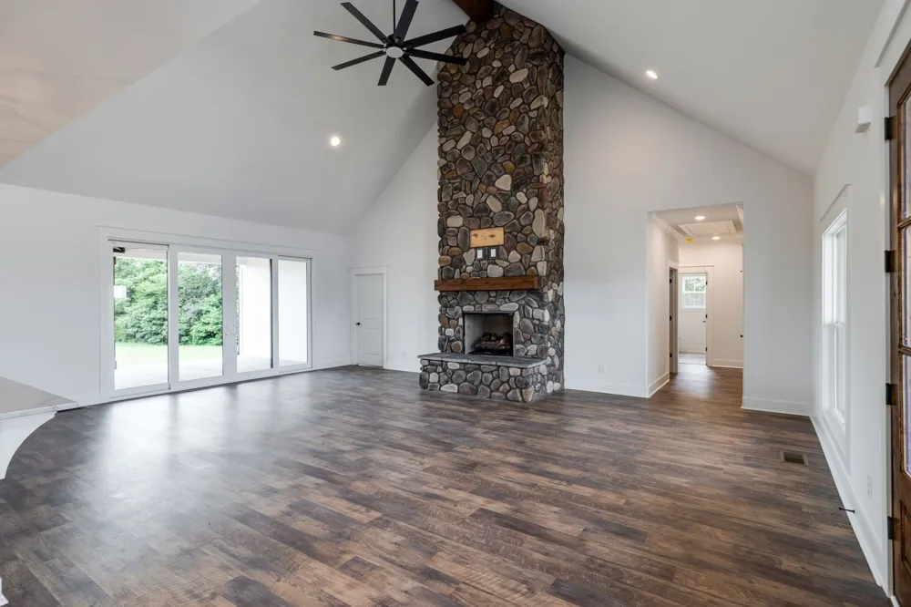 4 Old Zion Rd Columbia, TN 38401