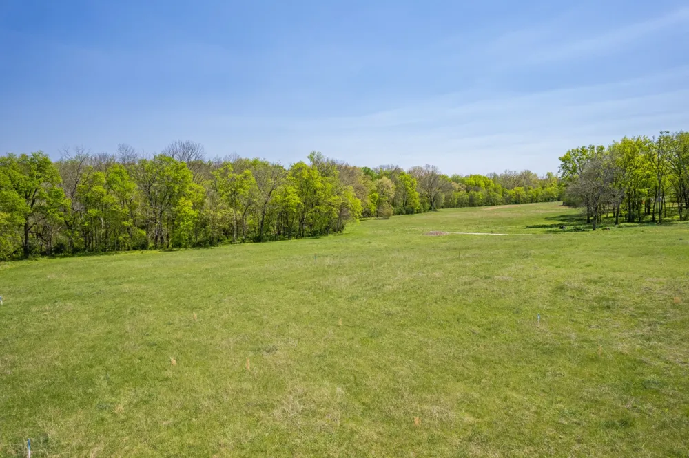 4 Old Zion Rd Columbia, TN 38401