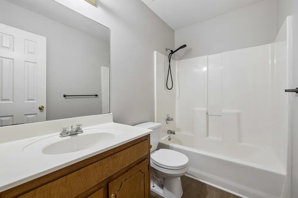 1030 Bush Ave Oak Grove, KY 42262