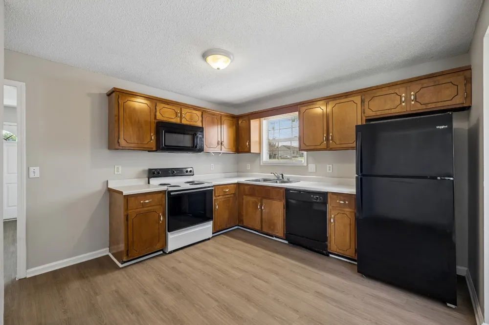 1030 Bush Ave Oak Grove, KY 42262