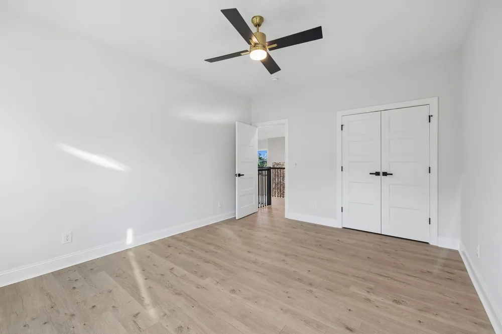 107 Miramare Way Adams, TN 37010