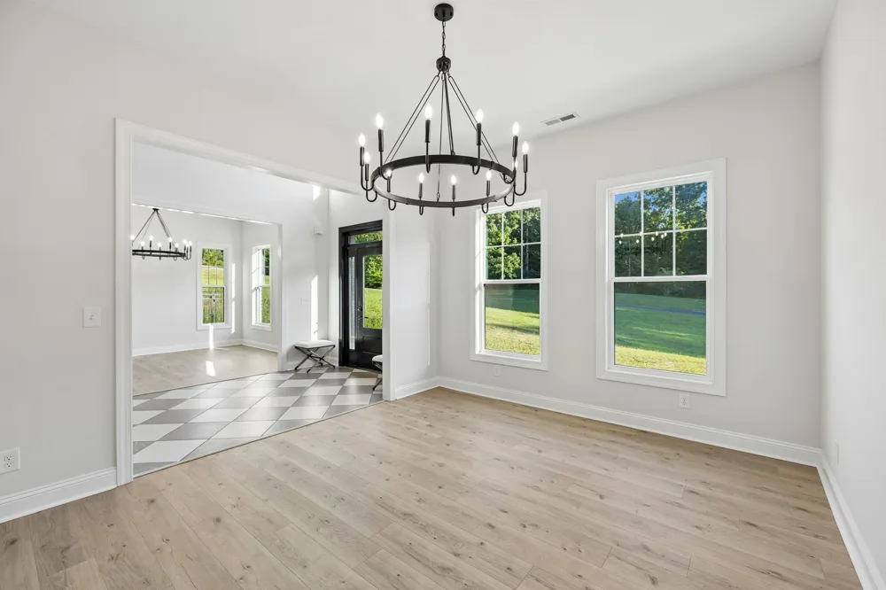 107 Miramare Way Adams, TN 37010