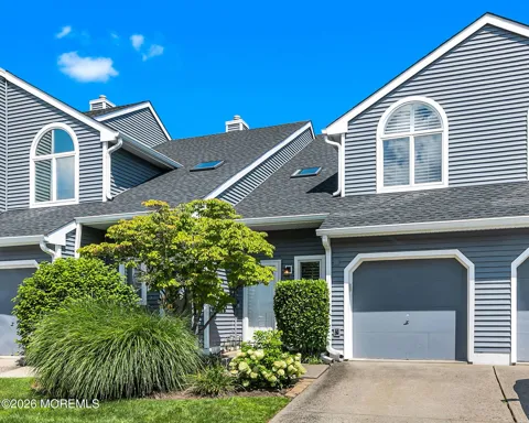 105 Shore Drive