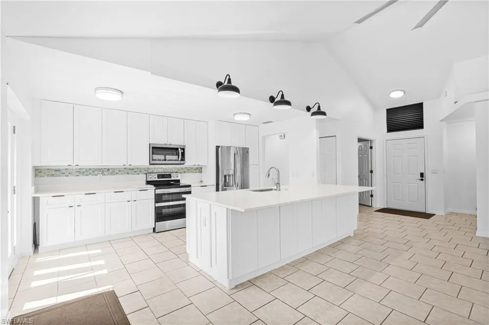 15064 Cloverdale Drive Fort Myers, FL 33919