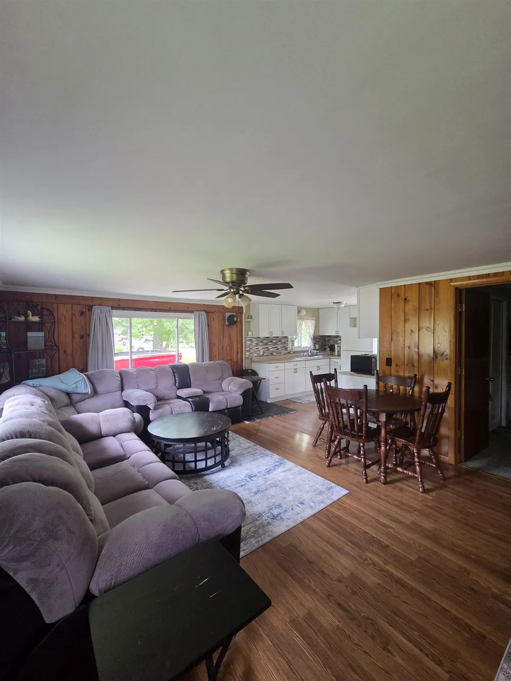 4737 Peninsula Road Plainfield Township, MI 48739