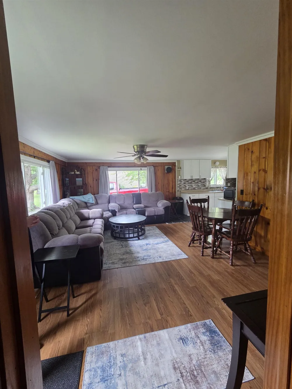 4737 Peninsula Road Plainfield Township, MI 48739