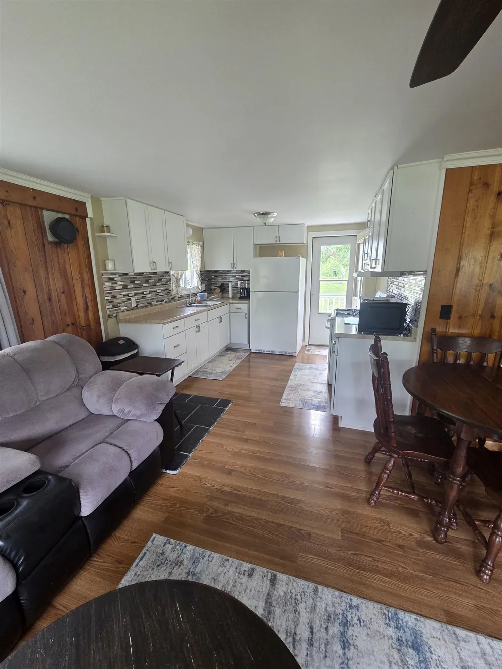 4737 Peninsula Road Plainfield Township, MI 48739
