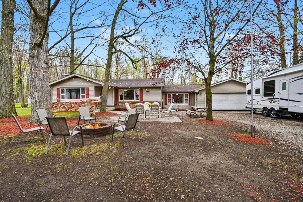 280 Sage Lake Road Hill Township, MI 48739