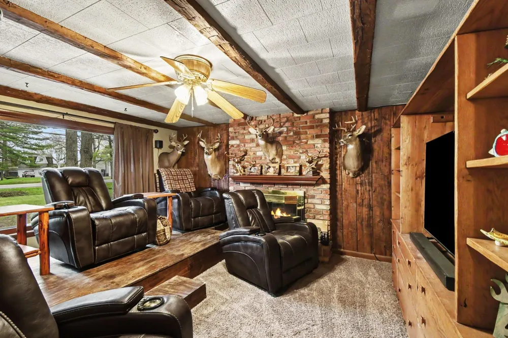 280 Sage Lake Road Hill Township, MI 48739