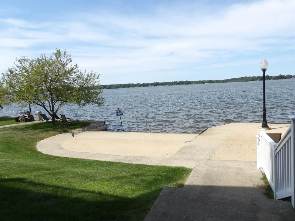 1246 Sunnyside Drive Cadillac City, MI 49601