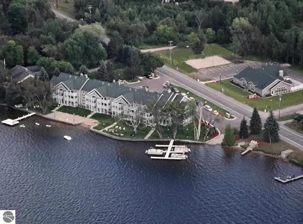 1246 Sunnyside Drive Cadillac City, MI 49601