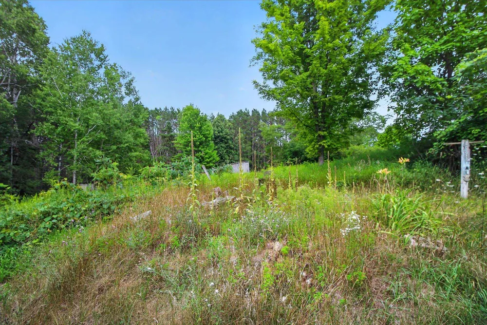 19540 70th Avenue Highland Township, MI 49665