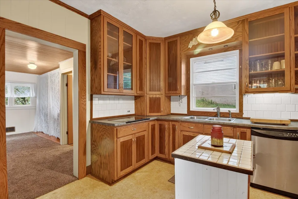 19540 70th Avenue Highland Township, MI 49665