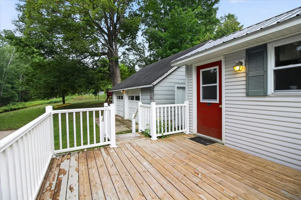 19540 70th Avenue Highland Township, MI 49665