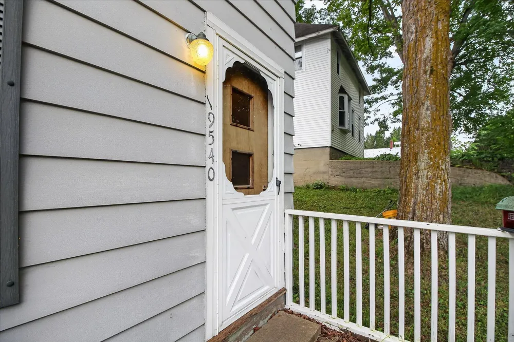 19540 70th Avenue Highland Township, MI 49665
