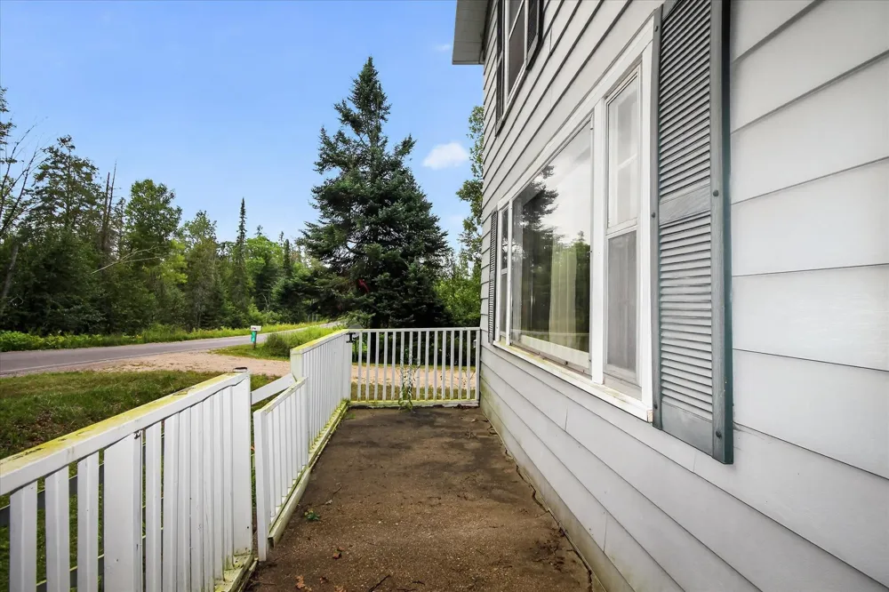 19540 70th Avenue Highland Township, MI 49665