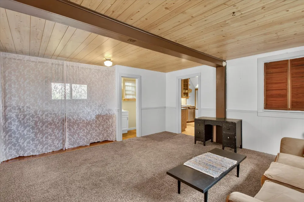19540 70th Avenue Highland Township, MI 49665